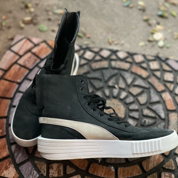 Puma XO Parallel x The Weekend Size 10 - Picture 4 of 9